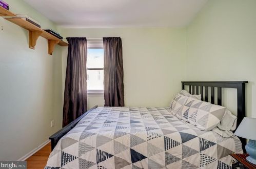 808 29 St, Philadelphia PA 19132-3001 exterior