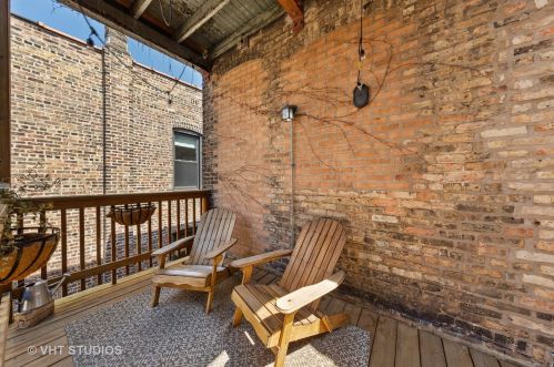 1532 Cornelia Ave, Chicago IL  60657-1336 exterior