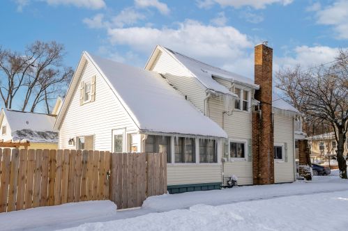 1224 Valley Ave, Grand Rapids MI 49504-2965 exterior