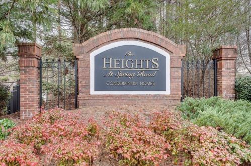 306 Spg Hts Ln, Smyrna GA 30080-3793 exterior