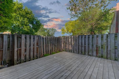 4333 Laclede Ave, Saint Louis MO  63108-2252 exterior