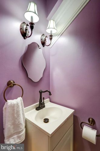 405 King St, Lancaster PA 17602-3004 exterior