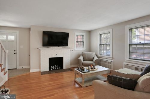 204 Forney Ave, Hanover PA  17331-2919 exterior