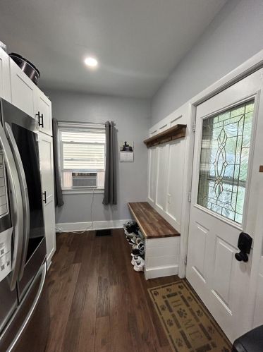 832 College Ave, Grand Rapids MI 49503-1265 exterior