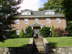 127 Commonwealth Ave, Newton, MA