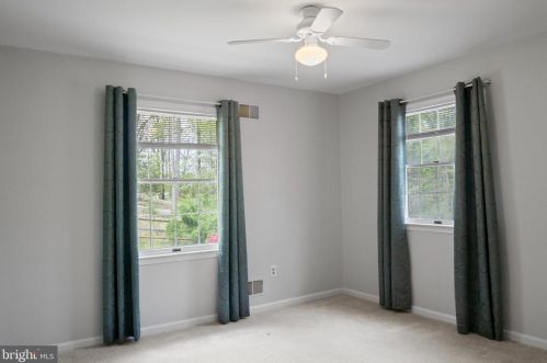 2162 Smoky Rd, Huntingtown MD 20639-8617 exterior