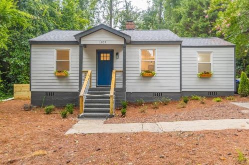 1937 Clairmont Ter, Atlanta GA  30345-2309 exterior