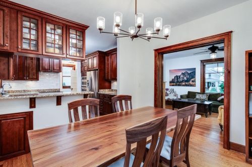 1610 Madison St, Madison WI  53711-2122 exterior