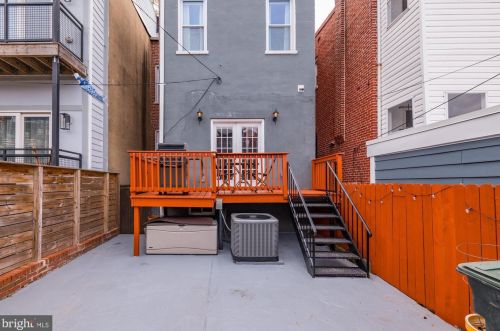 42 Quincy Pl, Washington DC 20001-1107 exterior