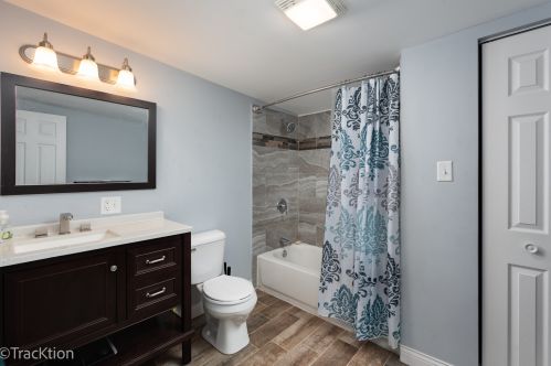 2418 Mcvicker Ave, Chicago IL 60639-2218 exterior