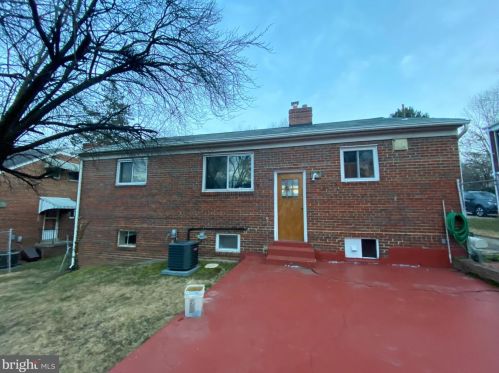 802 Hayward Ave, Silver Spring MD 20912-5808 exterior