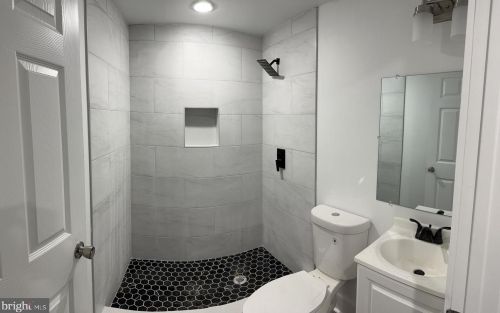 628 Diamond St, Philadelphia PA exterior