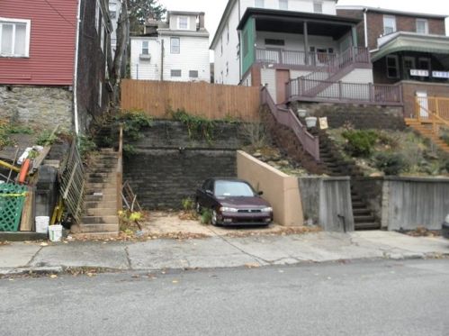 639 Minnesota St, Pittsburgh, PA 15207-1190