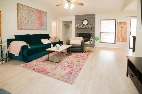 105 Etta Pl, Austin TX  78753-3680 exterior