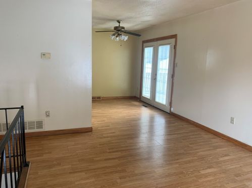 700 Hiland Ave, Moon Twp PA  15108-1767 exterior