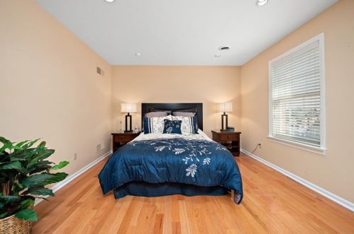 626 Grandview Ave, Pittsburgh PA 15211-1442 exterior