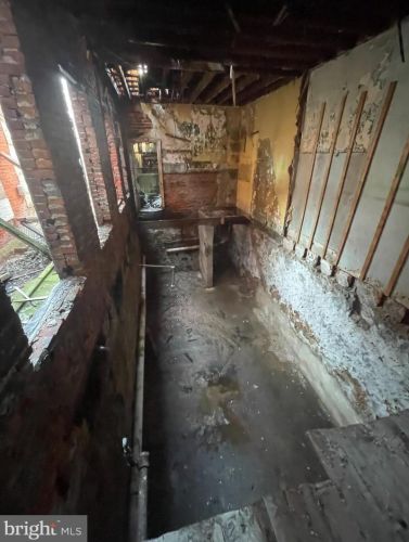 2316 17 St, Philadelphia PA 19132-4405 exterior