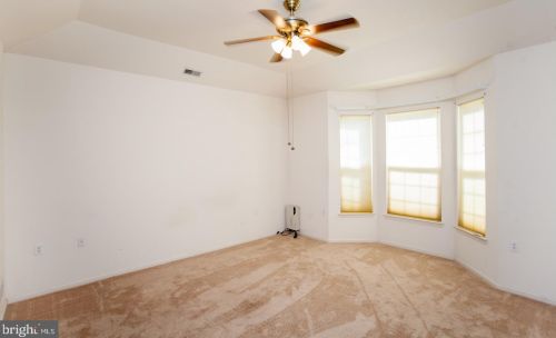 145 Villa Dr, Warminster PA 18974-3783 exterior