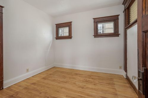 1035 Idaho St, Milwaukee WI 53207-2409 exterior