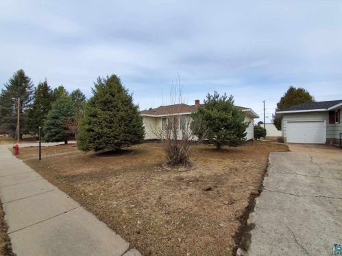 1505 Harvey St, Ely MN  55731-1243 exterior