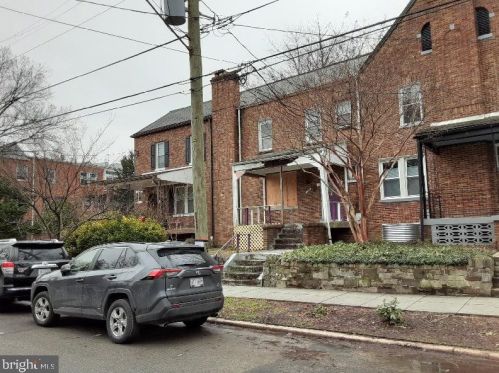 312 Gallatin St, Washington, DC 20011-3235