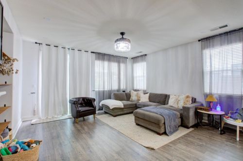 4280 Colorado Ave, Turlock, CA 95382-9299