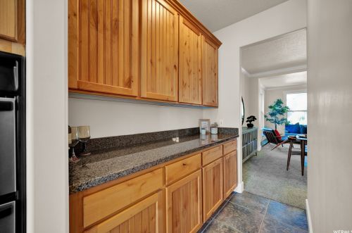 1958 Bluffside Cir, Sandy UT exterior