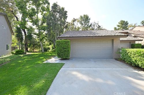 2664 Monterey Pl, Fullerton CA 92833-2086 exterior