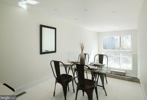 1304 20 St, Philadelphia PA 19140-5810 exterior