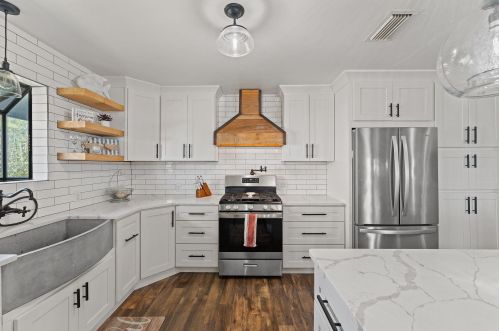 4532 Bayside Dr, Milton FL  32583-8422 exterior