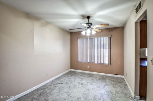 7330 Coolidge St, Phoenix AZ 85015-3845 exterior