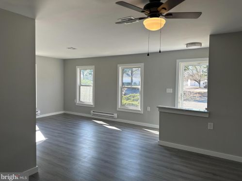 11 Warwick Way, Southampton NJ  08088-1143 exterior