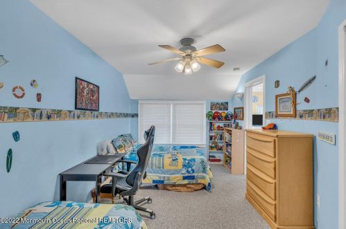 403 New York Ave, Point Pleasant Beach NJ 08742-3338 exterior