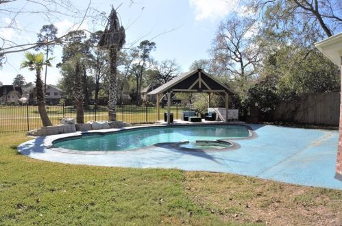 8422 Atascocita Lk Way, Humble TX 77346-1784 exterior