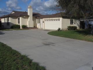 1009 Doris Ave, Oxnard, CA 93030-4401
