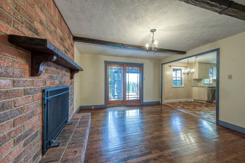 505 Arthur Dr, Moon Twp PA 15108 exterior