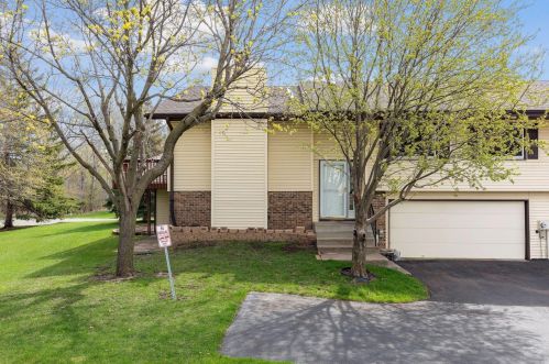 933 Heritage Ct, Saint Paul, MN 55127-3661