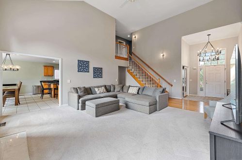 21192 Strawberry Hills Dr, Macomb Township MI 48044-2277 exterior