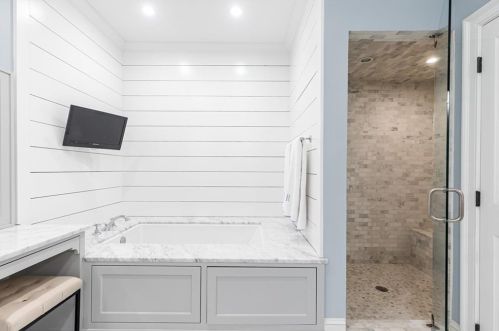 2150 Monterey Dr, Atlanta GA 30318-1725 exterior