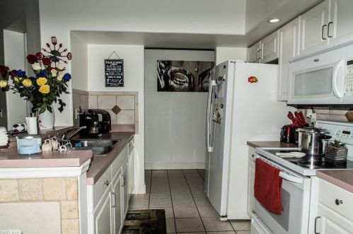 4800 26 Pl, Naples FL 34116-6934 exterior