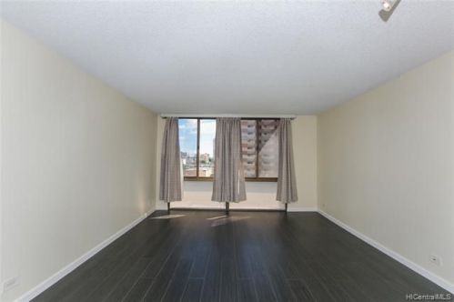 1441 Piikoi St, Honolulu HI  96822-4086 exterior