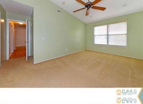 125 Exeter Ct, Piscataway NJ  08854-2178 exterior