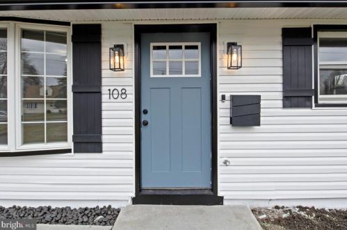 108 Beacon Ave, Trenton, NJ 08618-1912