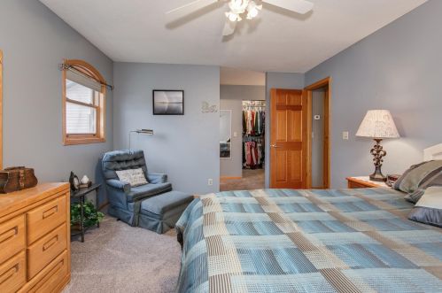 2095 2 St, Saint Paul MN 55110-3208 exterior