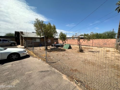 6042 10th St, Phoenix AZ  85014-1931 exterior