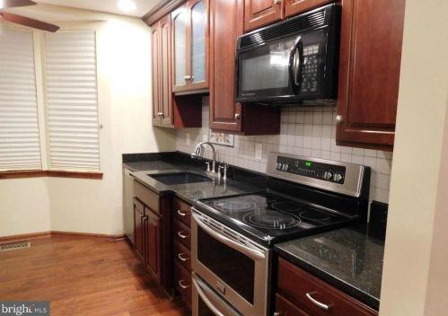 6263 Alforth Ave, Alexandria VA  22315-3202 exterior