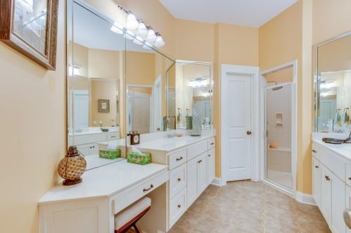 700 Ridgewood Ave, Gainesville GA 30501-3140 exterior