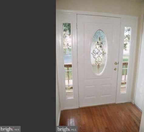 6351 Rockshire St, Alexandria, VA 22315-3405