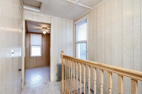 104 St, Killingly CT 06239-1927 exterior