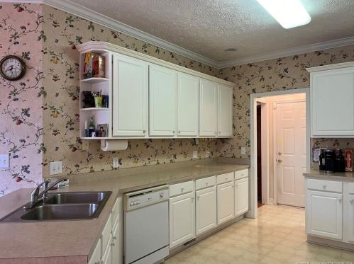 504 Hickory Leaf Ct, Lumberton NC 28358-2336 exterior